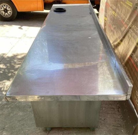 Ερμάριο Ανοξείδωτο Με Συρόμενες & Τρύπα & Λάστιχο Φ23 Μεταχειρισμένο